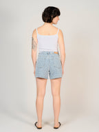 Short court bleu ASHLEY PERFORÉ femme, BLUE, taille XS, porté par Sarah (1m72) – photo 4