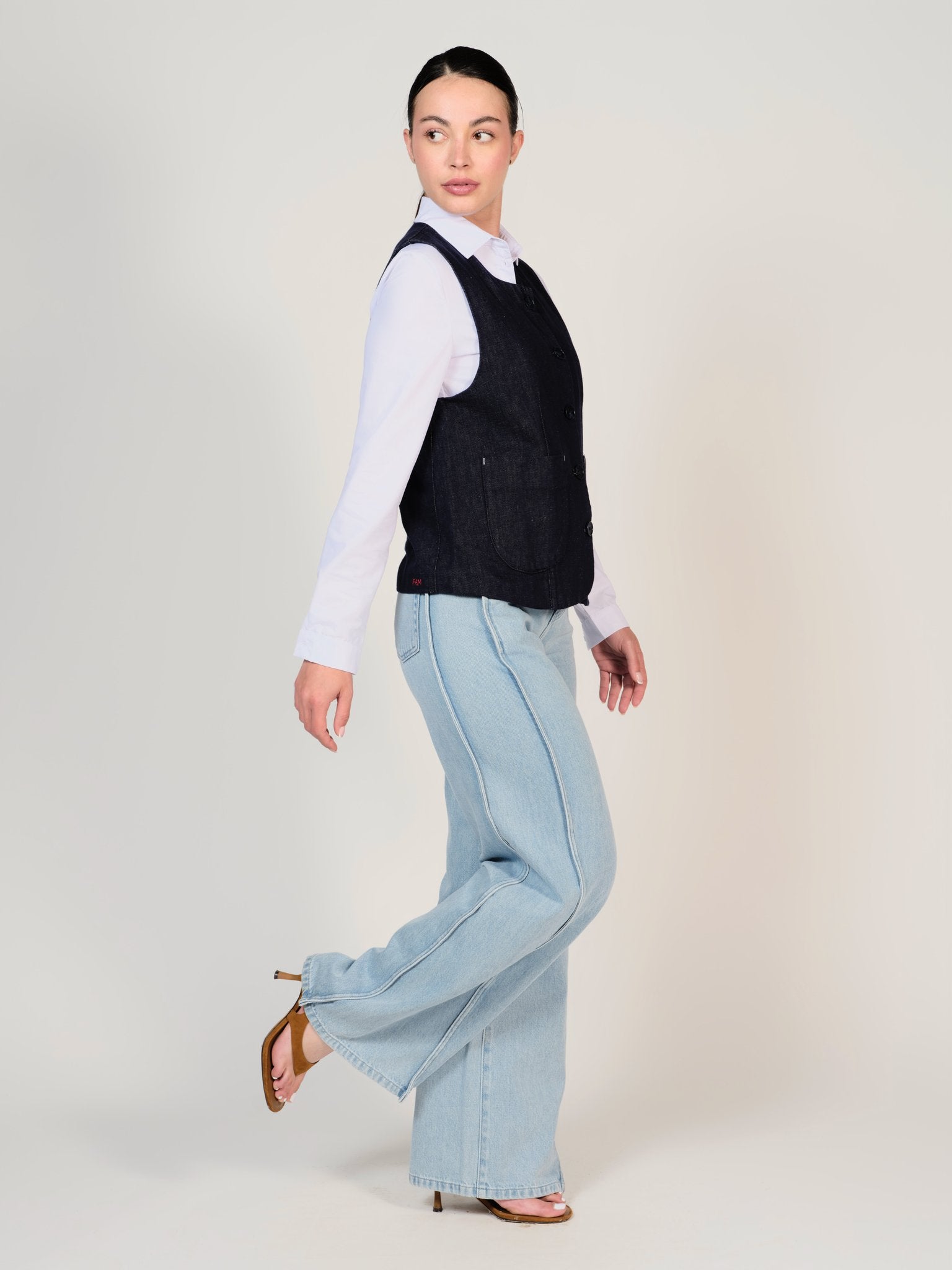 Haut indigo IREN femme, INDIGO, taille XS, porté par Mélissa (1m70) – photo 3