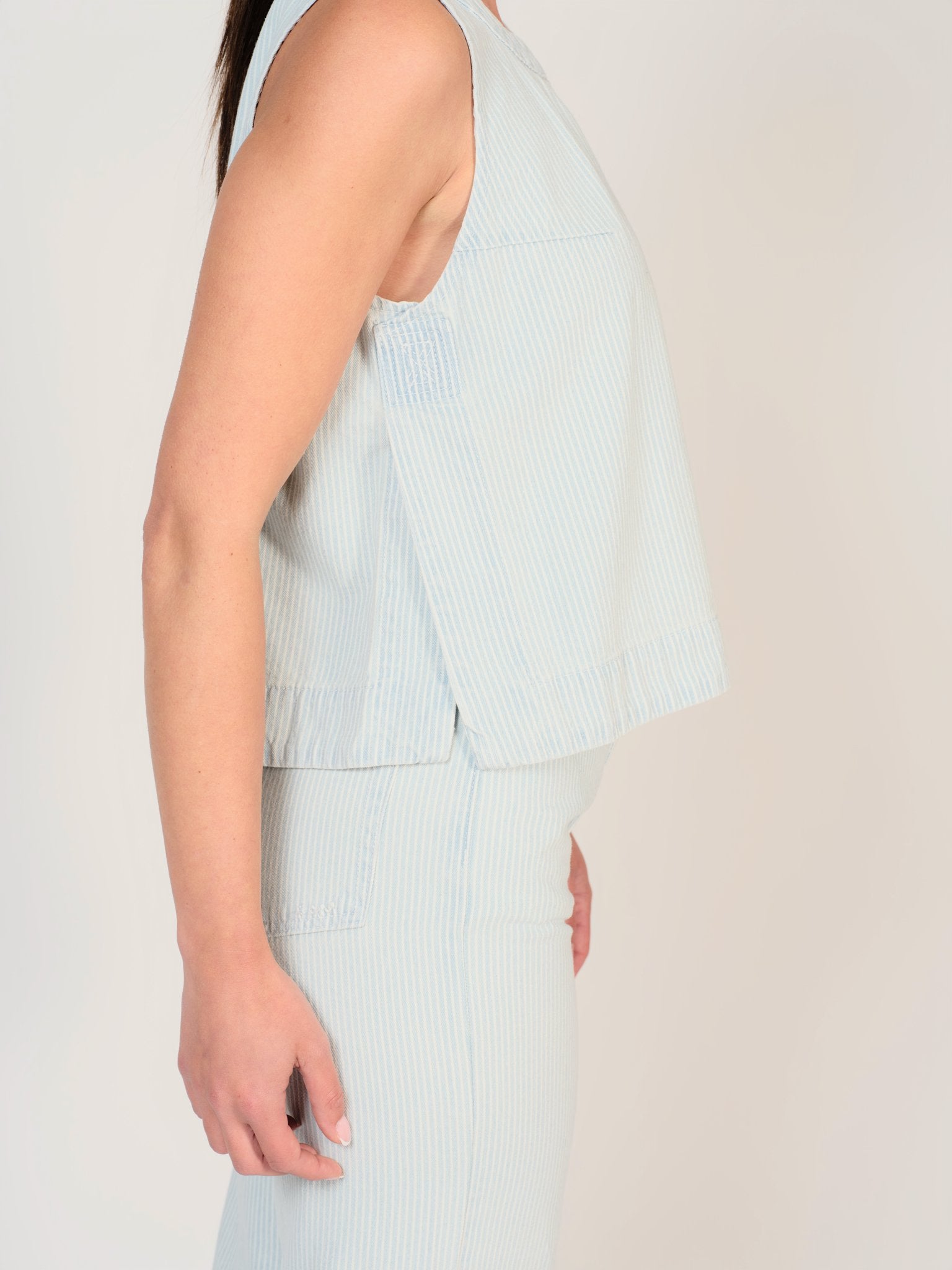 Haut court à rayure bleue IZA femme, STRIPE BLUE, taille XS, porté par Mélissa (1m70) (F.A.M. JEANS) – photo 1