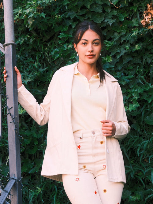 Veste en jean écru INES femme, GREIGE, taille XS, porté par Mélissa (1m70) – photo 6