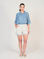 Chemise unie bleu SALLY femme, BLUE, taille XS, porté par Mélissa (1m70) – photo 5