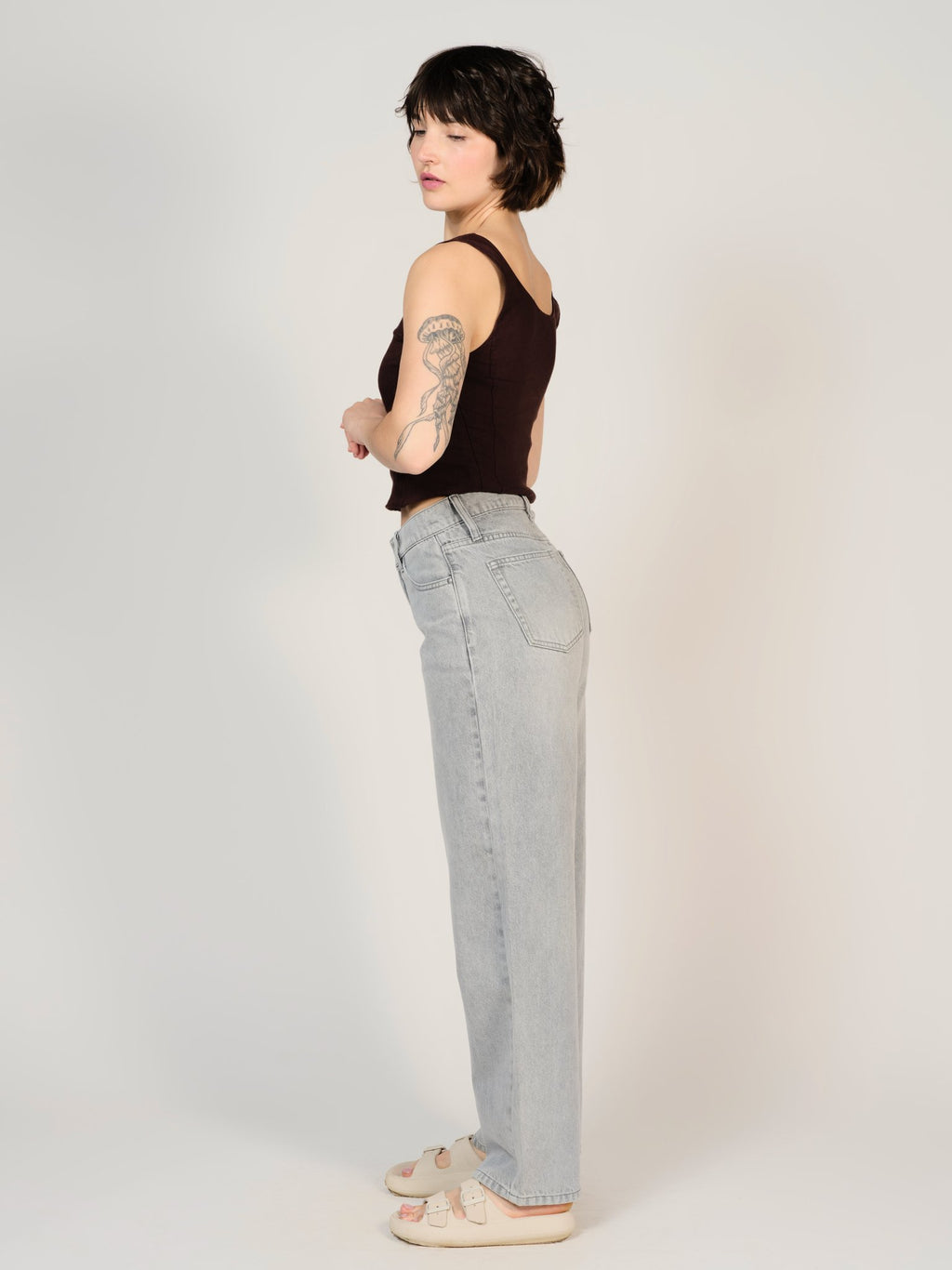 Jean baggy gris LENA femme, GREY, taille XS, porté par Sarah (1m72) – photo 3