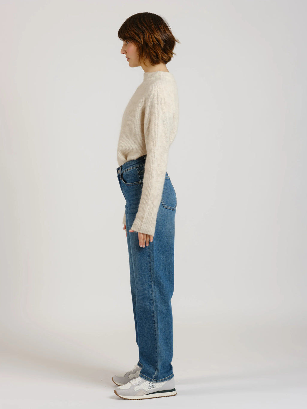 Jean baggy Élégance décontractée et confort assuré LENA femme, STONE, taille XS, porté par Sarah (1m72) (FAM PARIS) – photo 1