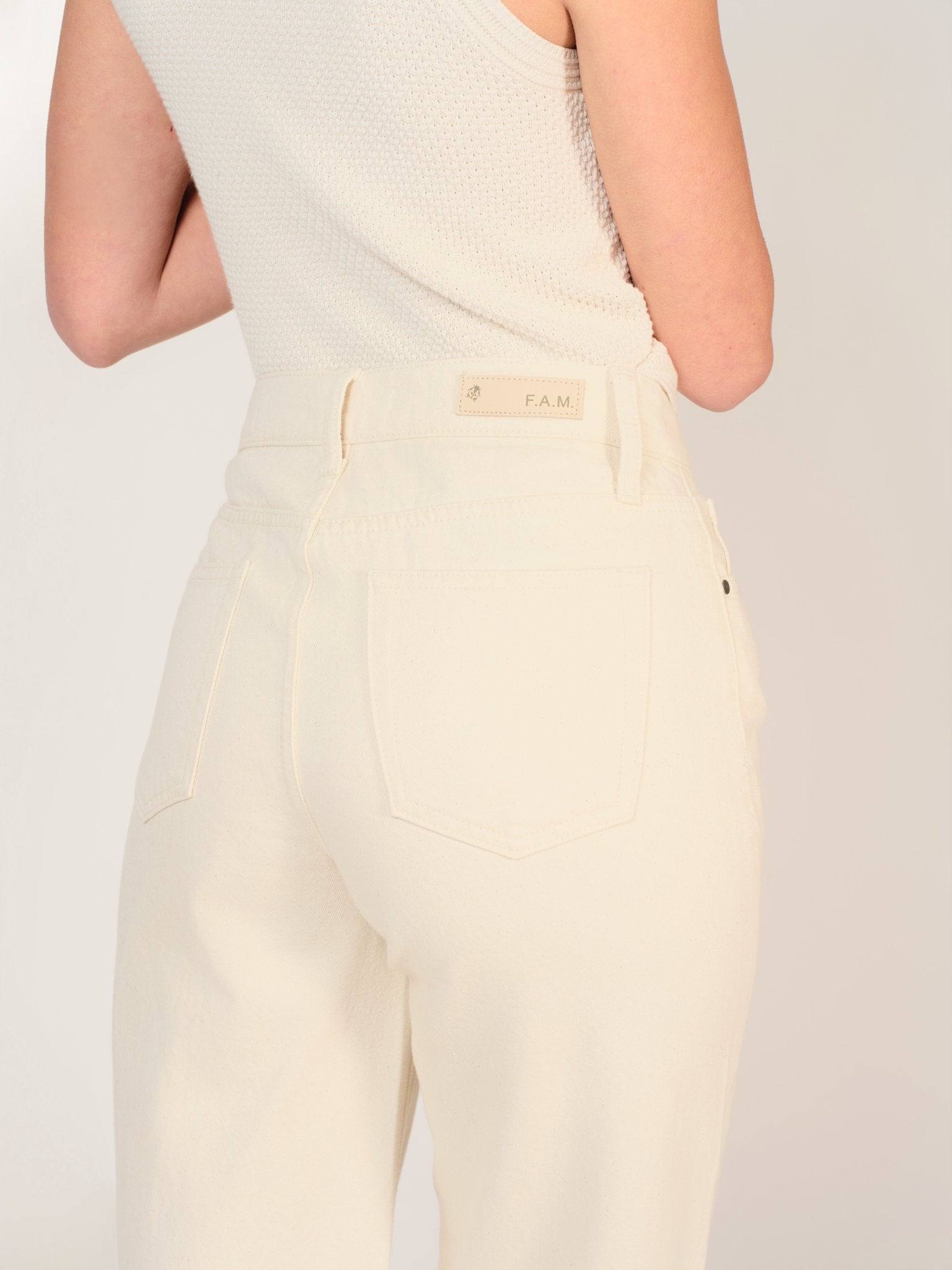 Jean baggy écru LENA femme, GREIGE, taille XS, porté par Mélissa (1m70) (F.A.M. JEANS) – photo 1