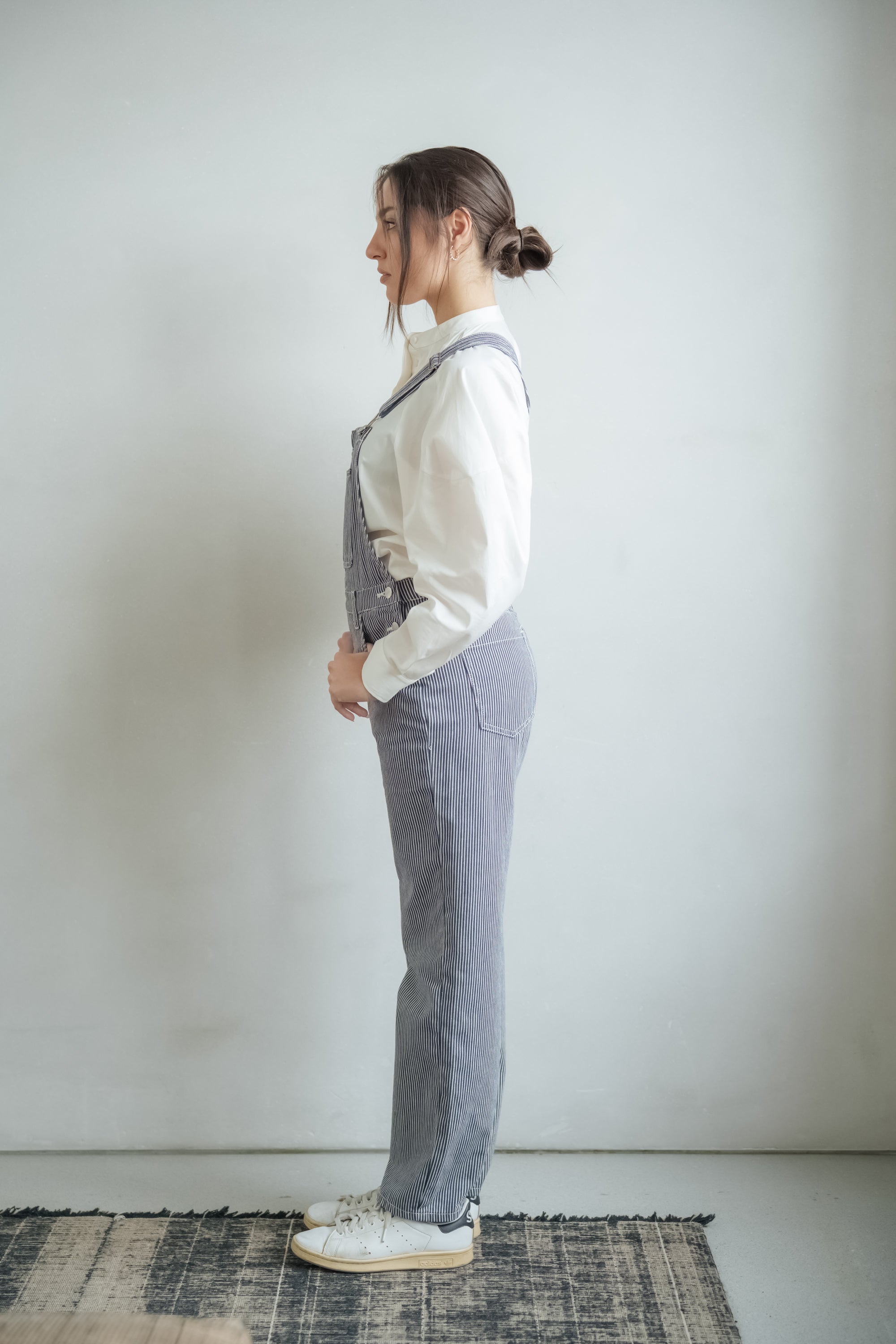 Salopette marine DESIRE STRIPE femme, NAVY, taille XS, porté par Mathilde (1m72) – photo 2