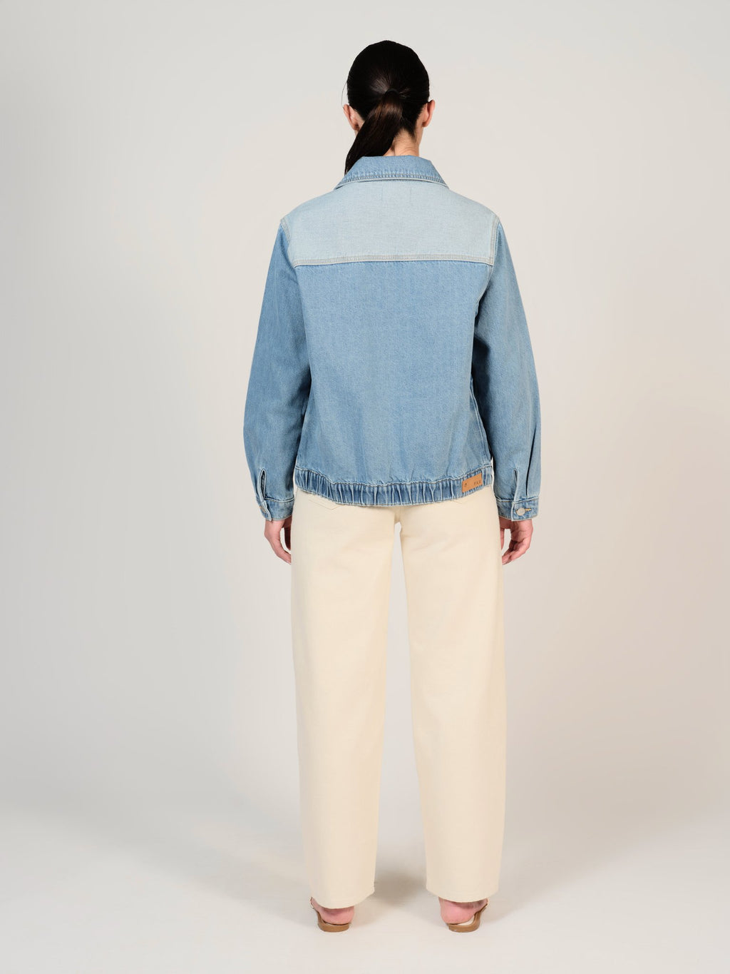 Veste en jean bleu VANNY femme, BLUE, taille XS, porté par Mélissa (1m70) – photo 2