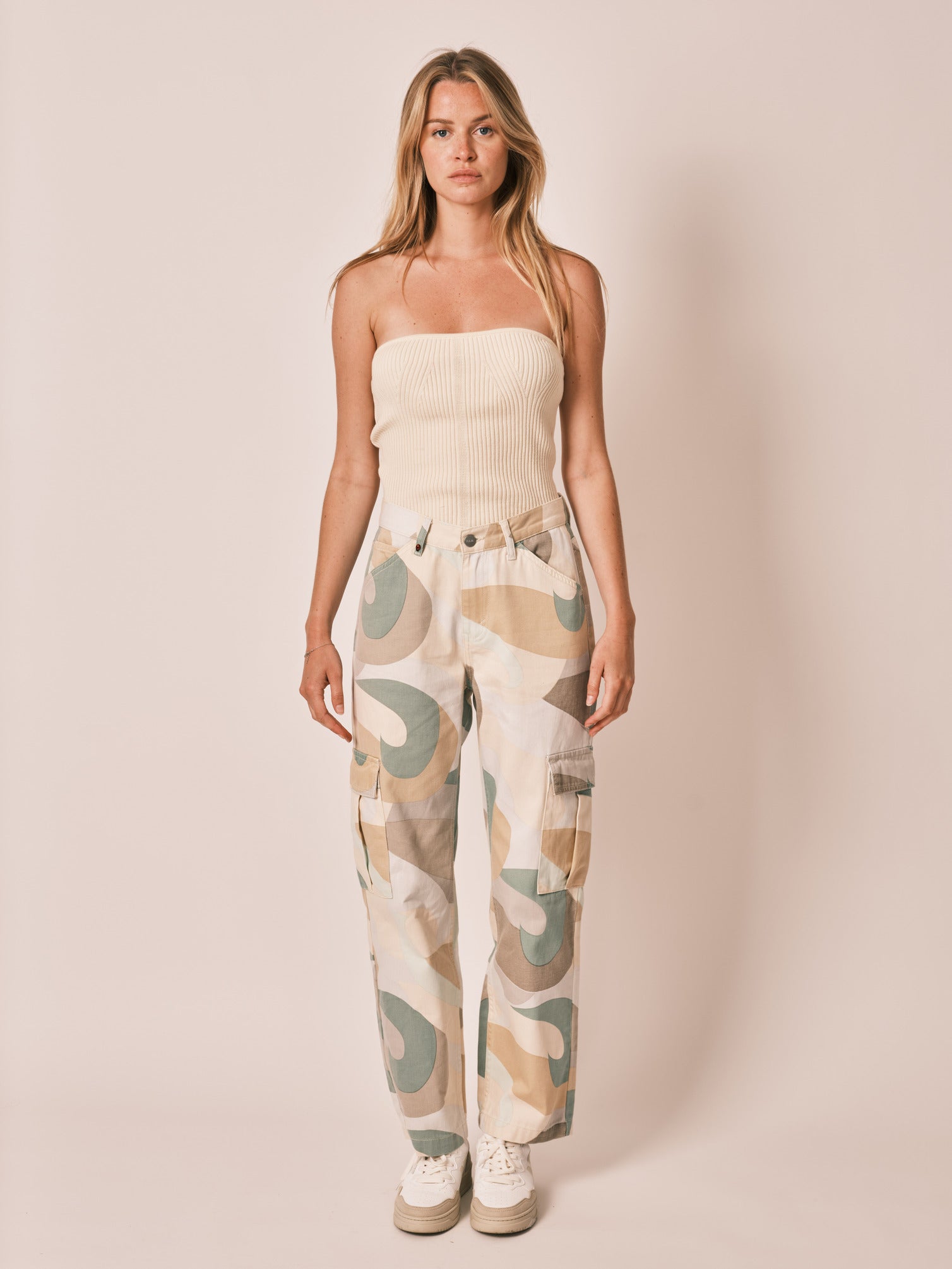 CHARLIE Camo Cargo Jeans