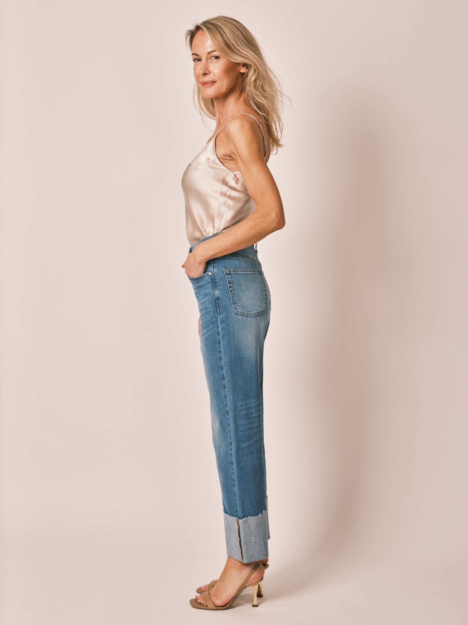 PEARL blue straight jeans with cuffs