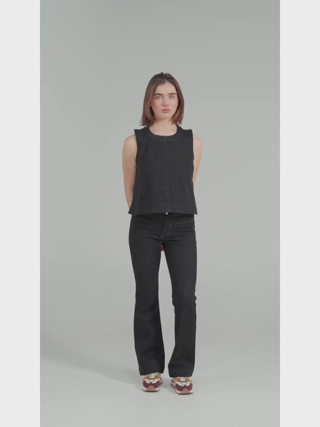 IZA slightly flared crop top