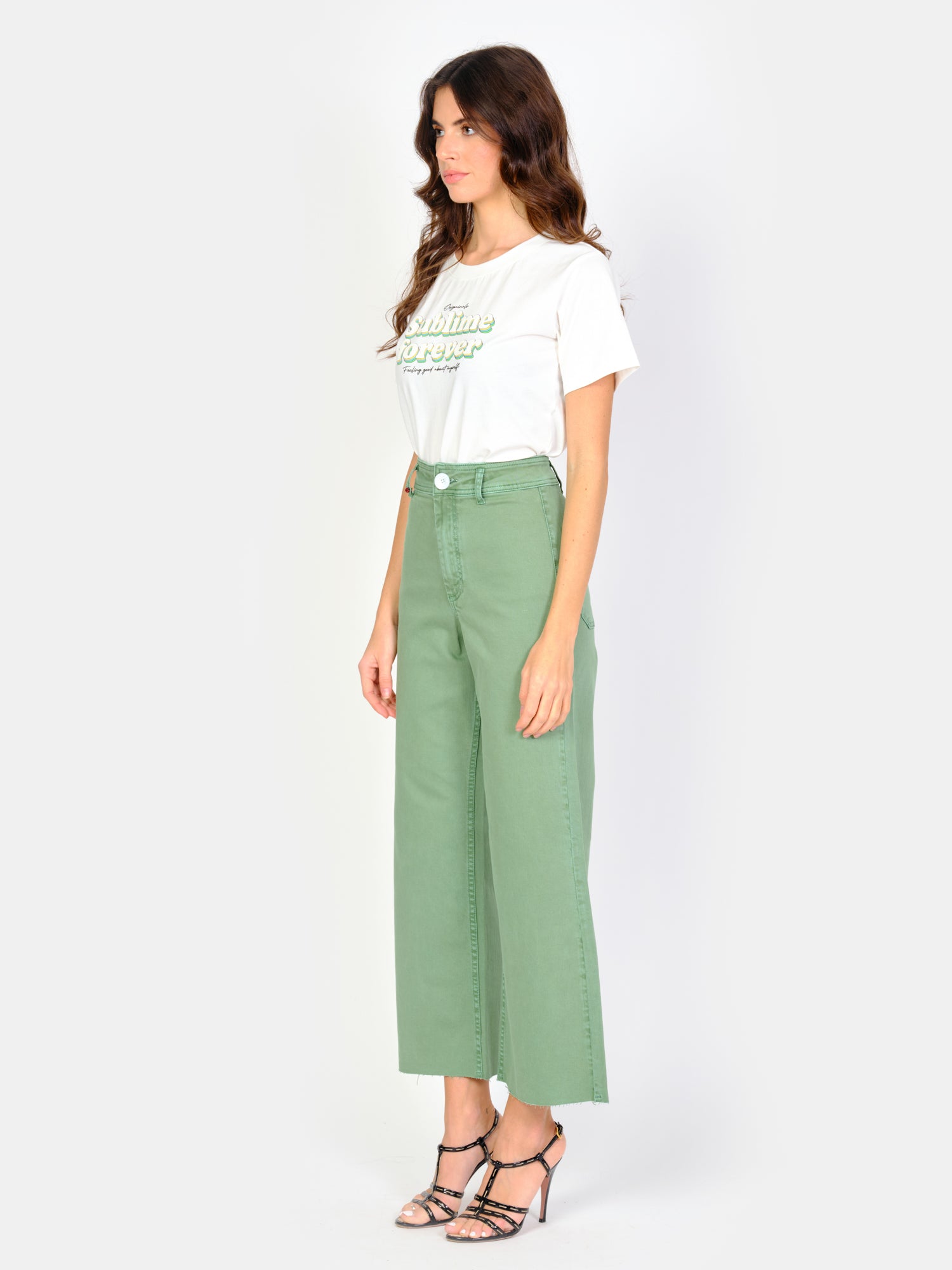 Olive short flared jeans in FAUVE cotton