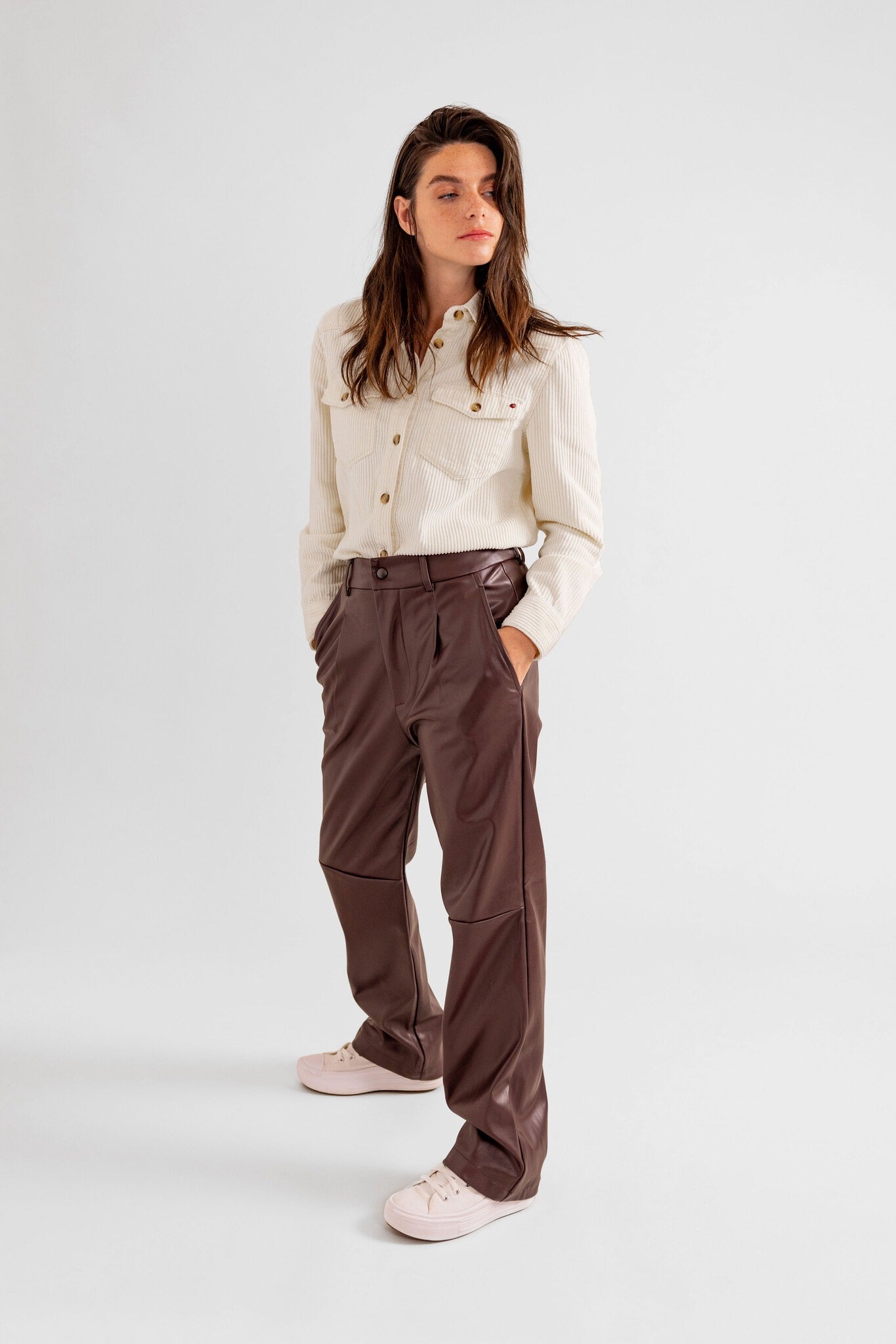 Pantalon en similicuir marron RANA