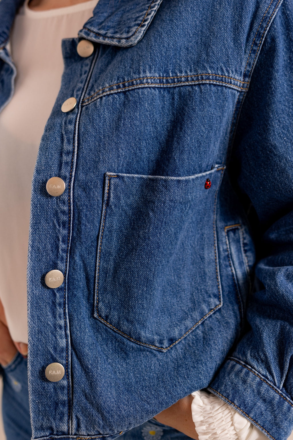 Veste matelassée stone VICKY-D femme, STONE, taille XS, porté par Eden (1m70) – photo 5