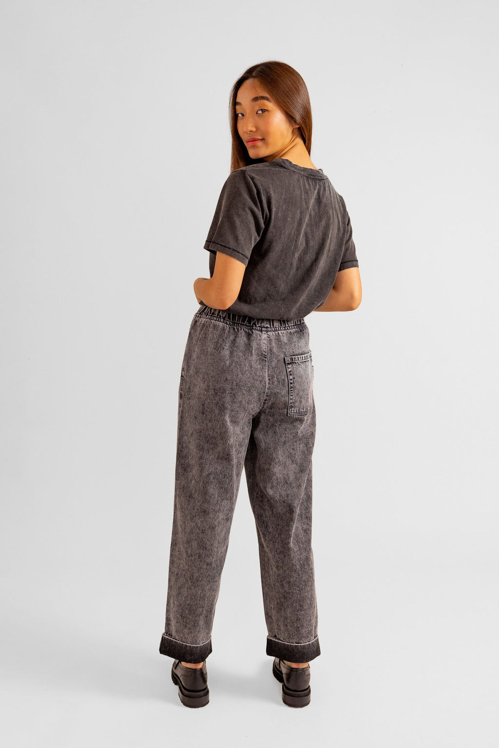 Mom confort gris FRANCE femme, GREY, taille XS, porté par Pauline (1m65) – photo 2