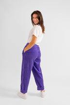 Pantalon mom en velours FRANCE femme, LAVENDER, taille XS, porté par Eden (1m70) – photo 4