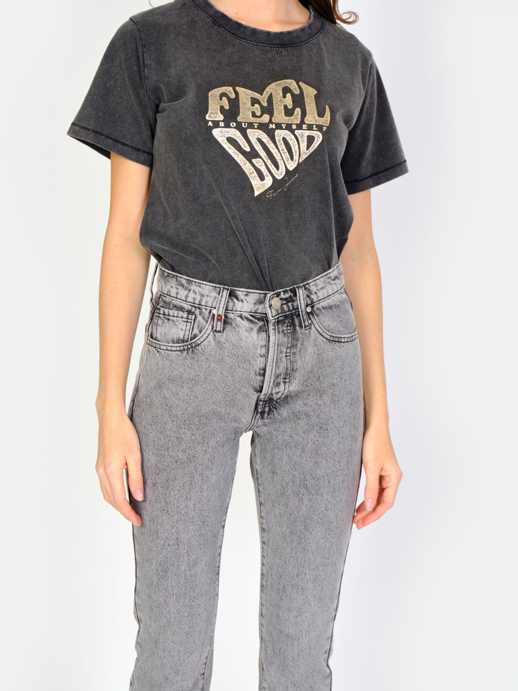 Jean mom gris PATRICIA MFN femme, GREY, taille 25, porté par Amanda (1m76) – photo 5