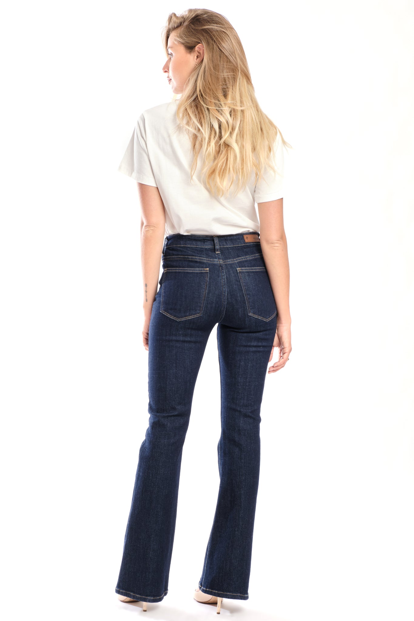Jean skinny évasé BECKY femme, INDIGO, taille S, porté par Clara (1m71) – photo 4
