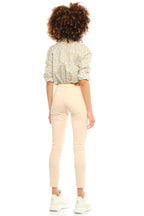 Pantalon chino SHARONE femme, BEIGE, taille 25, porté par Maylis (1m79) – photo 4