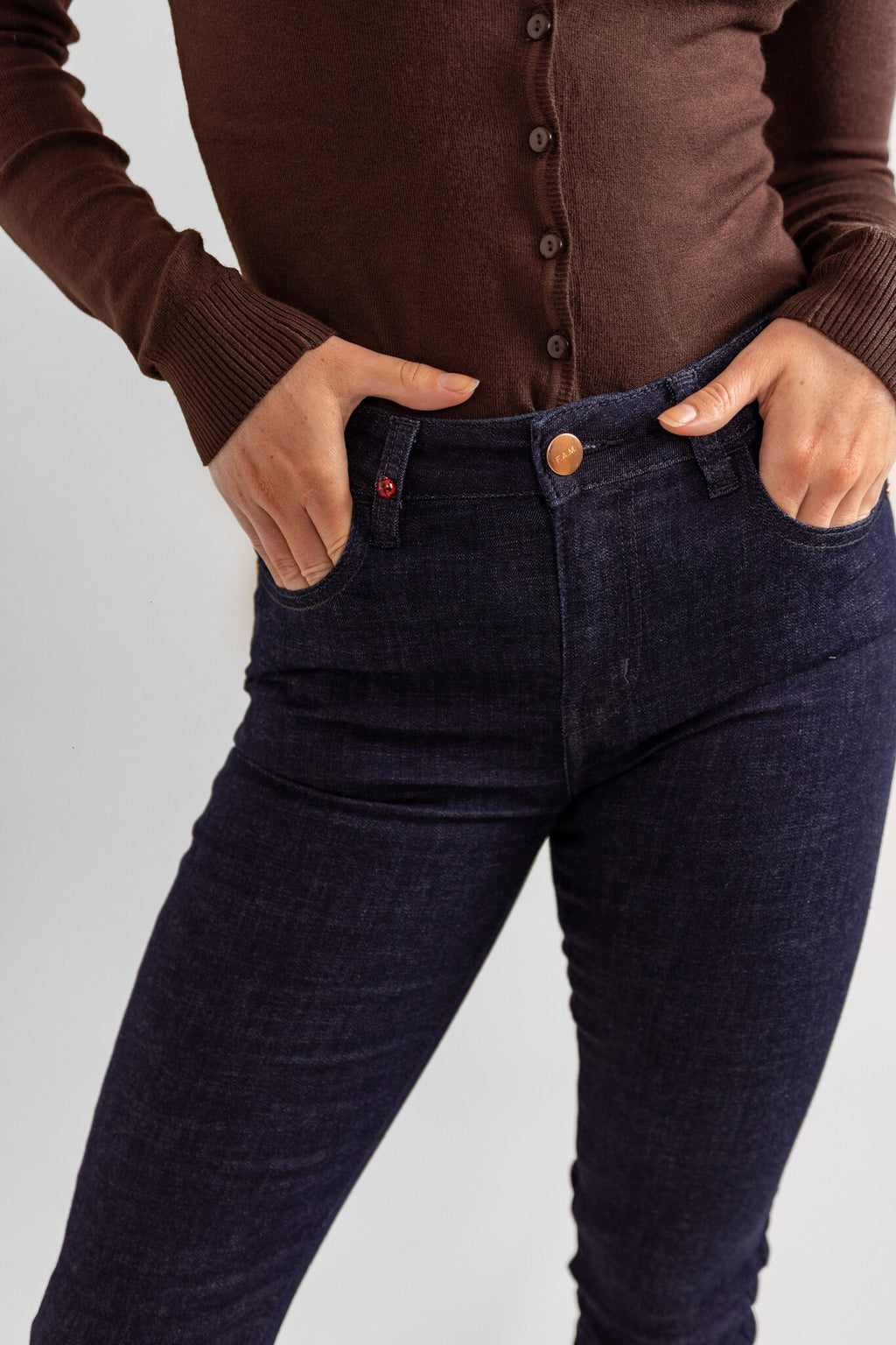 Jean skinny brut COLETTE femme, BRUT, taille 26, porté par Eden (1m70) – photo 4