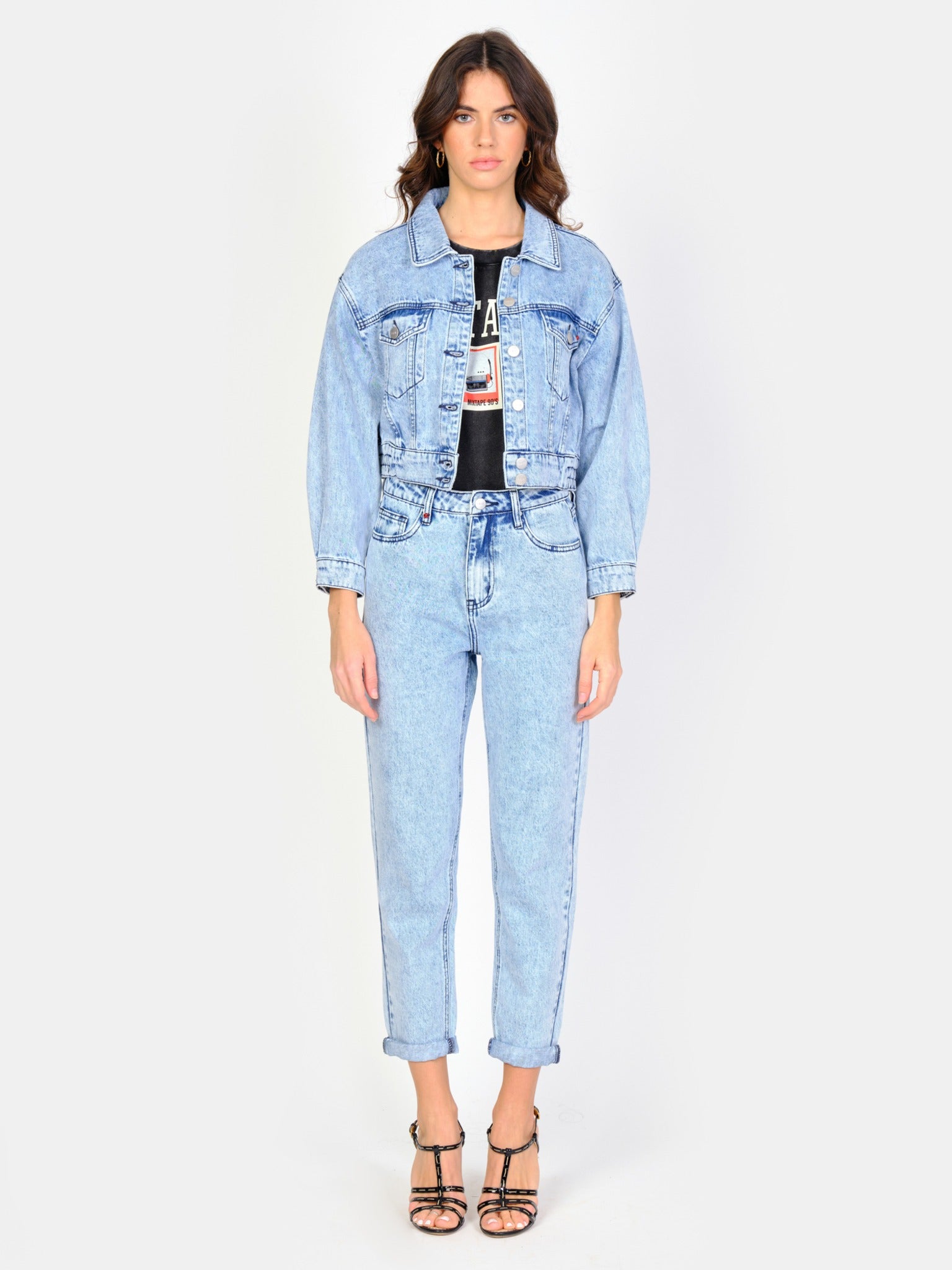 Veste courte en jean bleu neigé VANESSA femme, ICE BLUE, taille XS, porté par Amanda (1m76) (F.A.M. JEANS) – photo 1