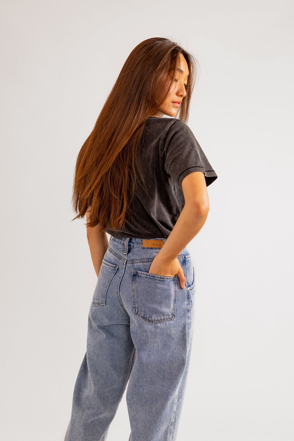 Jean balloon court bleu LUCY femme, BLUE JEANS, taille XS, porté par Pauline (1m65) – photo 4