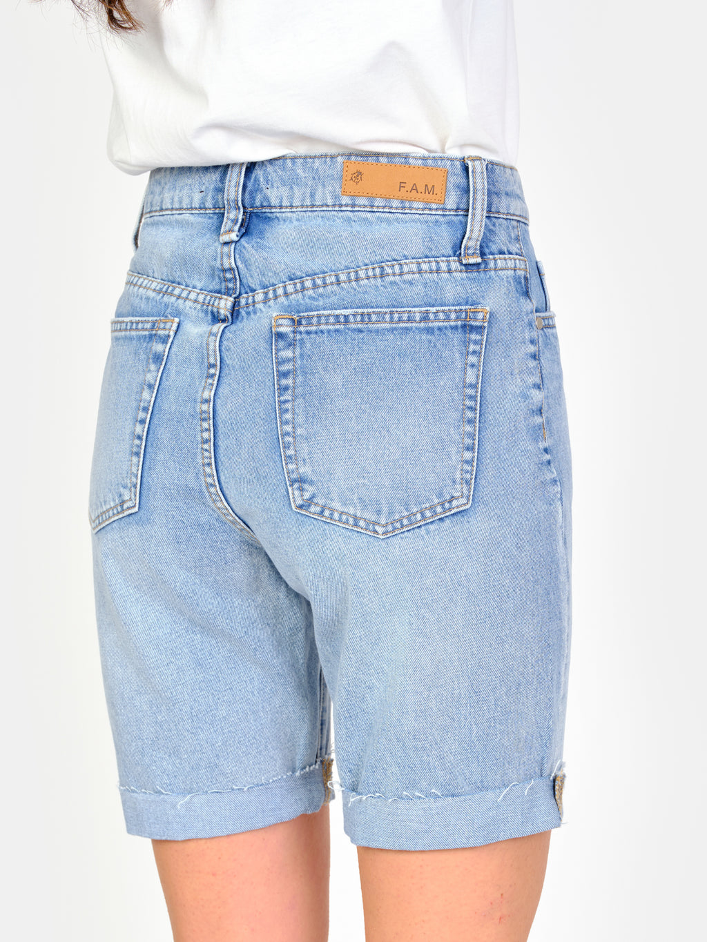 Short long en jean ALEXIA femme, BLUE, taille XS, porté par Amanda (1m76) – photo 5