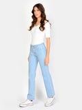 Jean bootcut bleu clair BELLA femme, LIGHT BLUE, taille 25, porté par Amanda (1m76) – photo 2