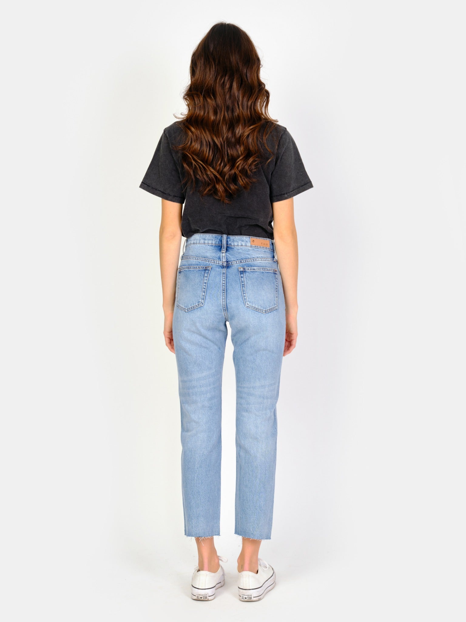 Jean mom bleu PATRICIA femme, BLUE JEANS, taille 25, porté par Amanda (1m76) – photo 5