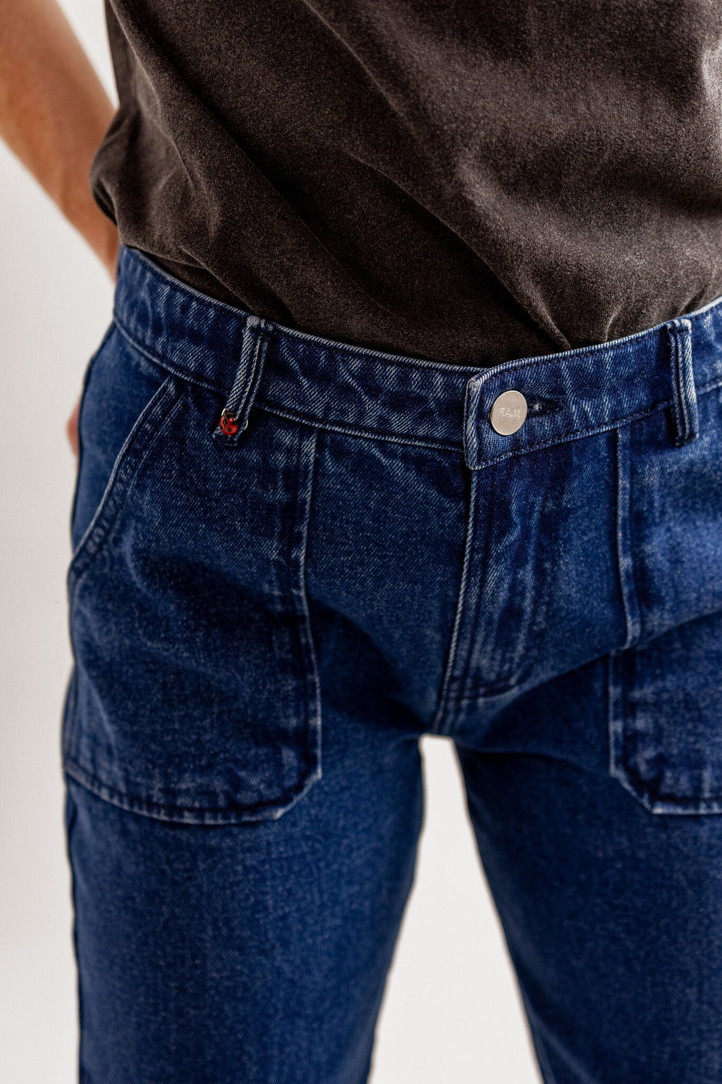 Jean mom confort stone MARIE femme, STONE, taille XS, porté par Eden (1m70) – photo 5